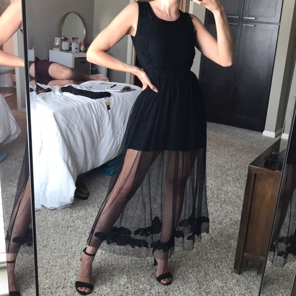 Hearts & Bows Dresses & Skirts - Hearts & Bows Lace Maxi Dress